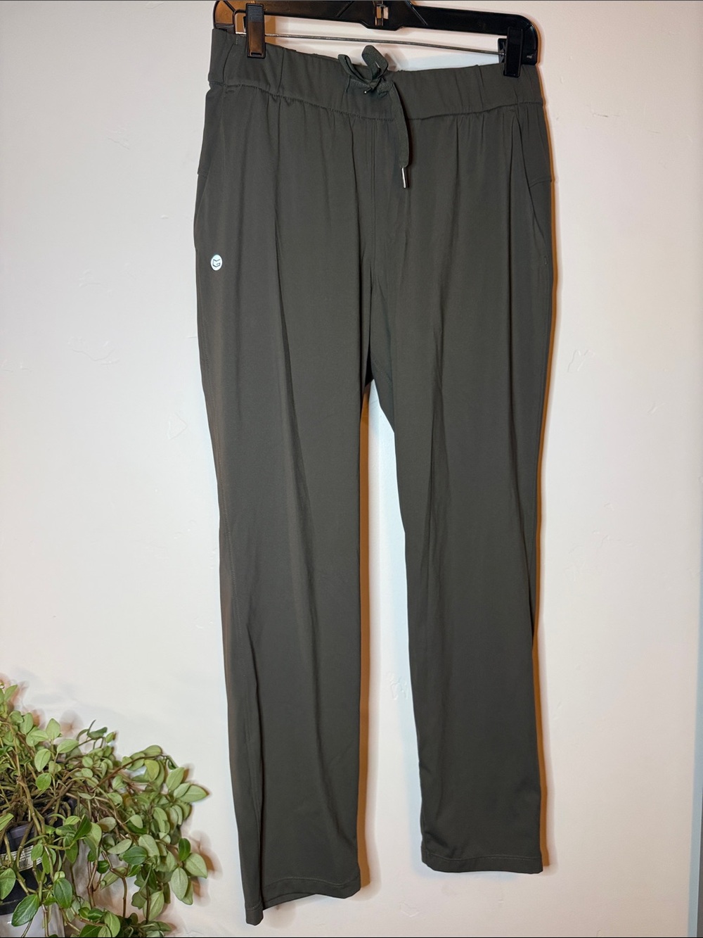 G Gradual Women’s Medium Olive Drawstring Athletic Pants Joggers Pockets